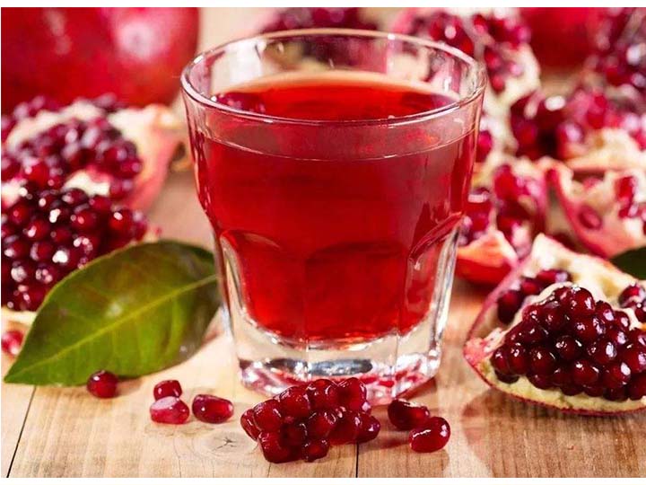 pomegranate juice made by commercial pomegranate juicer machine
